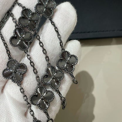 [Camiery JEWELRY]CLOVER 5 MOTIF BLACK BRACELET