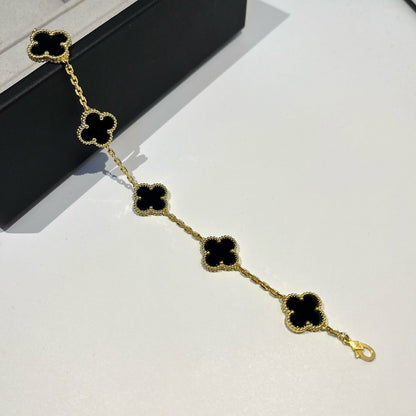 [Camiery] CLOVER 5 MOTIF ONYXS BRACELET COLLECTION