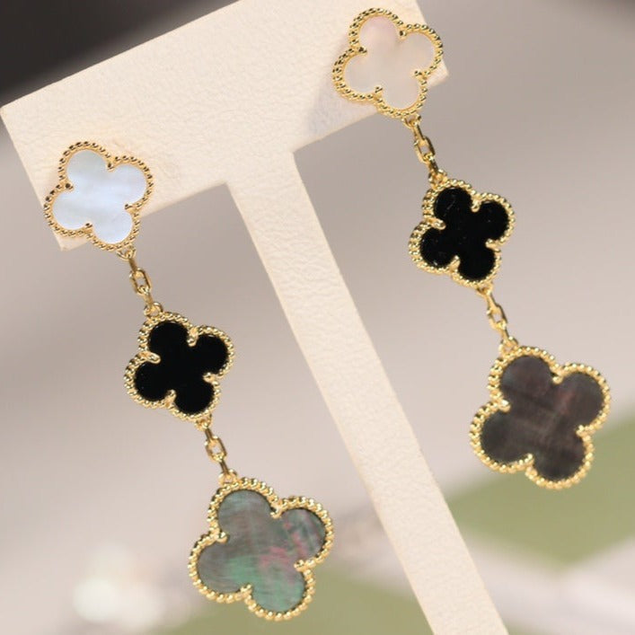[Camiery]CLOVER EARRINGS GOLD ONYX MOP 3 MOTIF