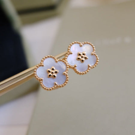 [Camiery]LUCKY PINK GOLD WHITE MOP EARRINGS