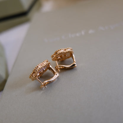 [Camiery]LUCKY PINK GOLD WHITE MOP EARRINGS