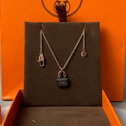[Camiery]CONSTANCE BLACK PEDANT PINK GOLD NECKLACE