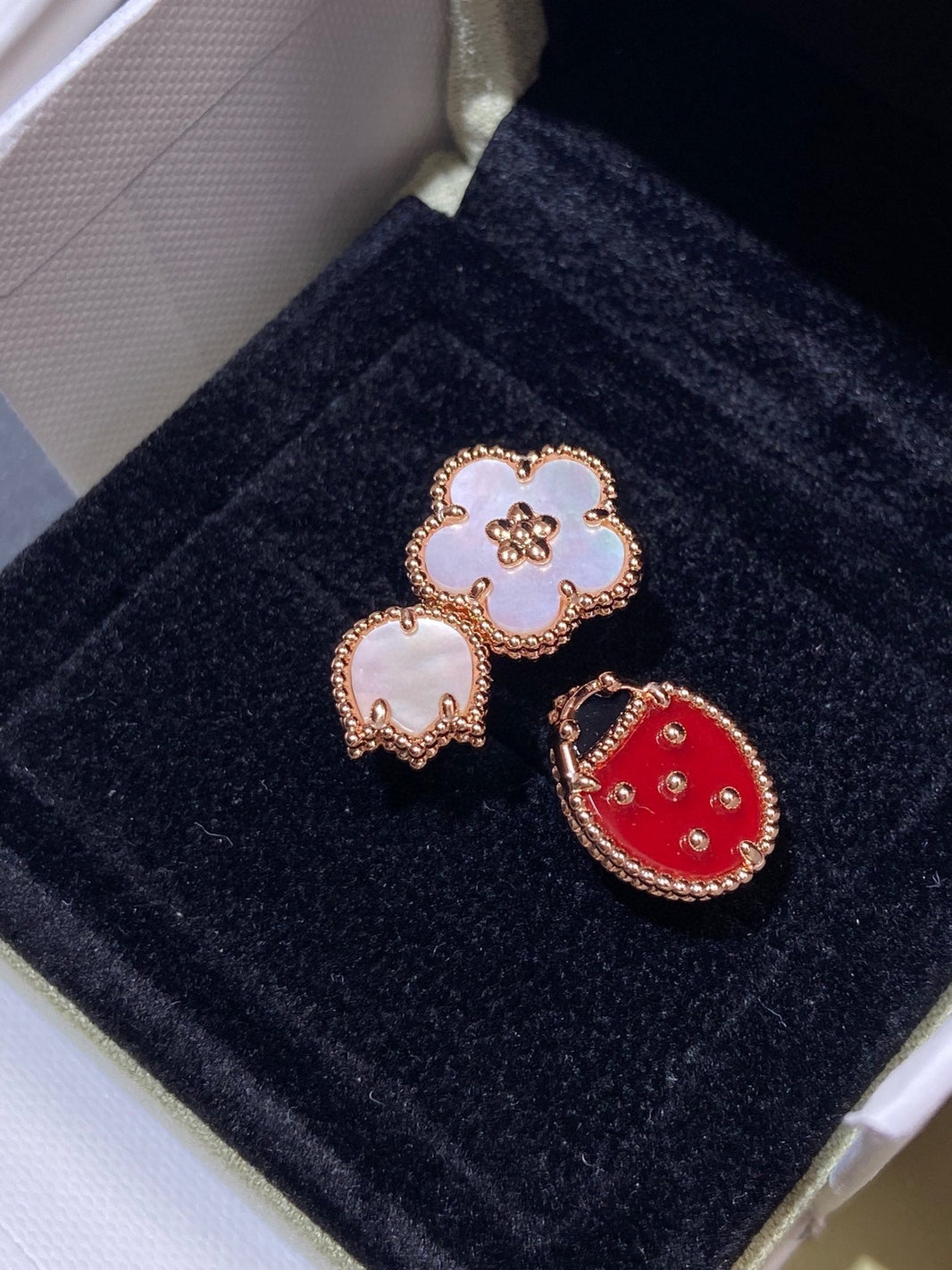 [Camiery]LUCKY 3 MOTIF ROSE GOLD RING