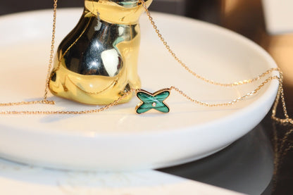 [Camiery]JEUX MALACHITE 1 DIAMOND PINK GOLD NECKLACE