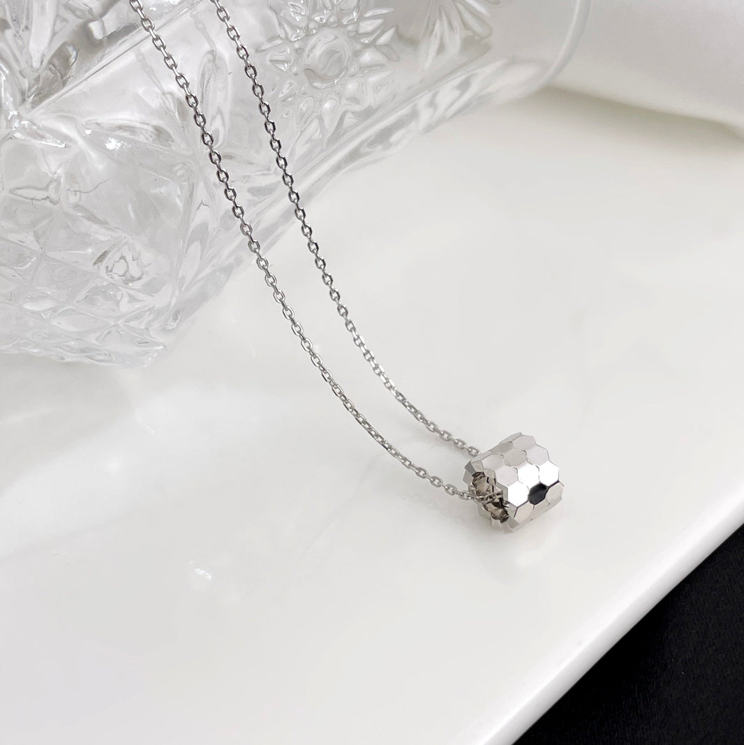 [Camiery]BEE MINI NECKLACE