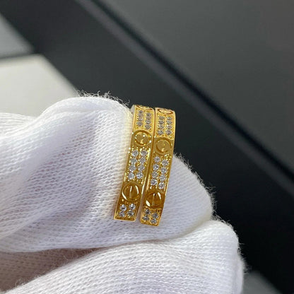 [Camiery] LOVE EARRINGS 3.6MM DIAMOND PAVED