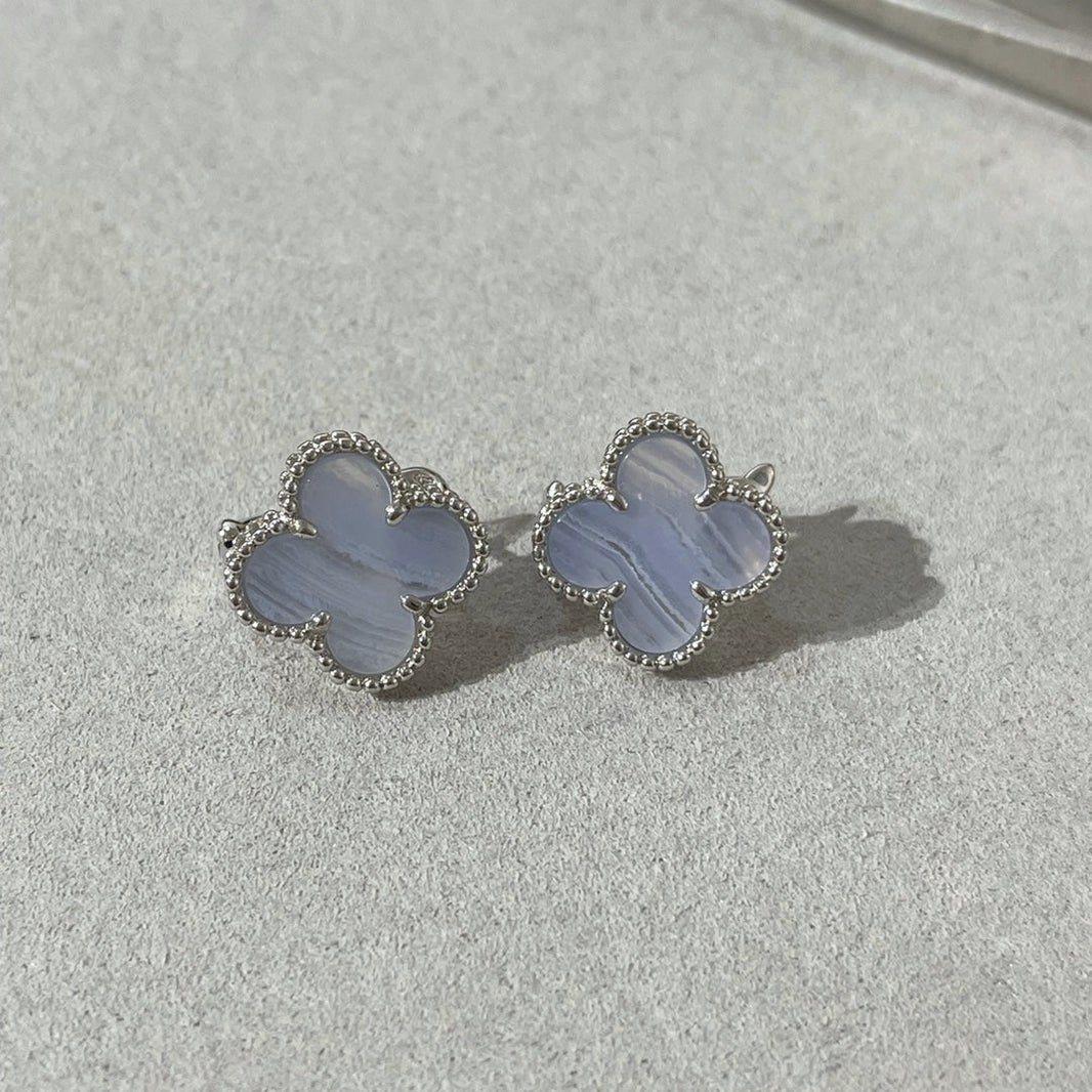 [Camiery]CLOVER CHALCEDONY SILVER STUD EARRINGS