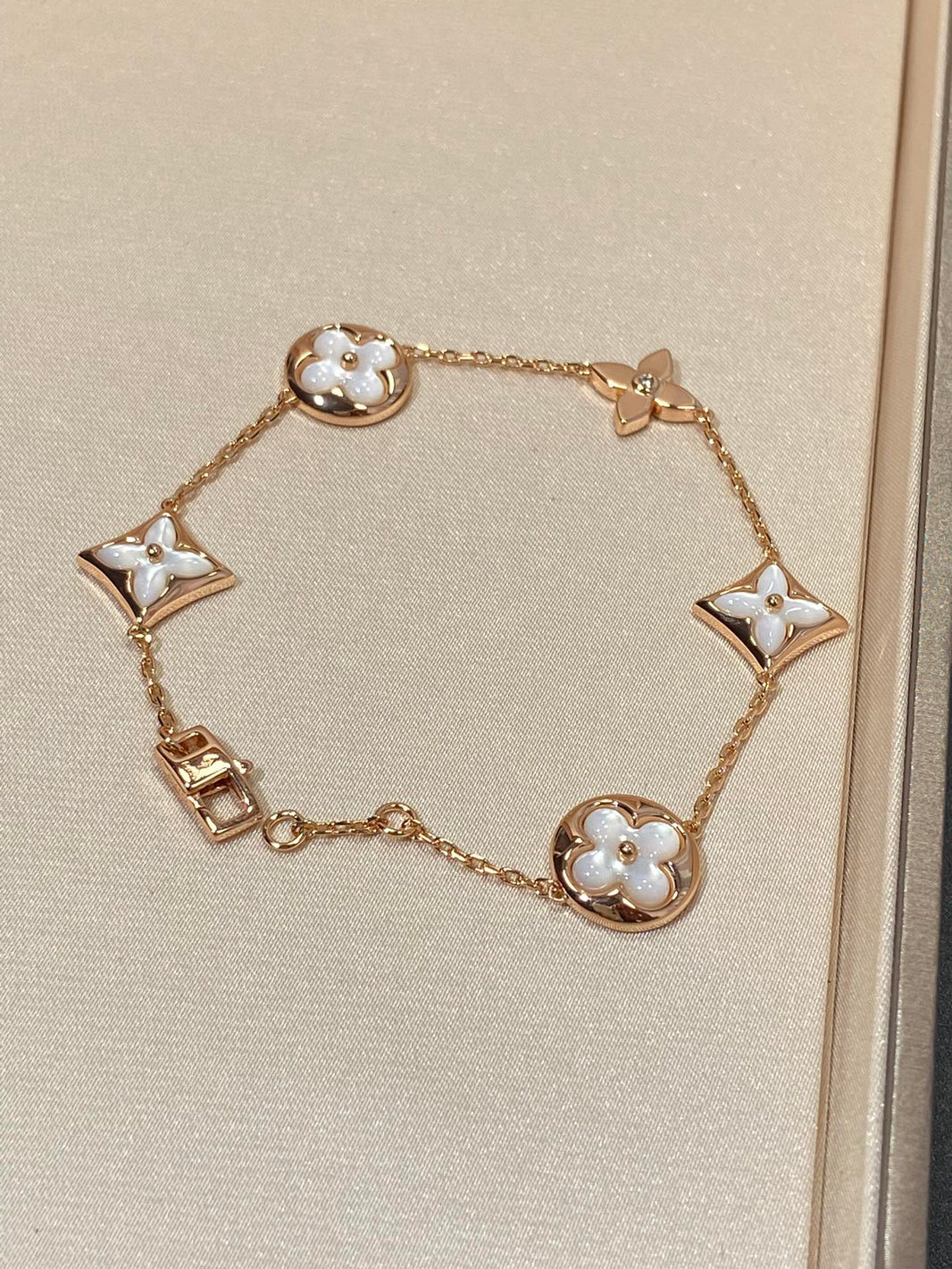 [Camiery]STAR AND SUN 5 MOTIF MOP PINK GOLD BRACELET