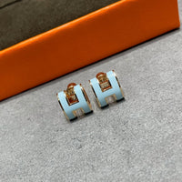 [Camiery]POP H SKY BLUE STUD EARRINGS