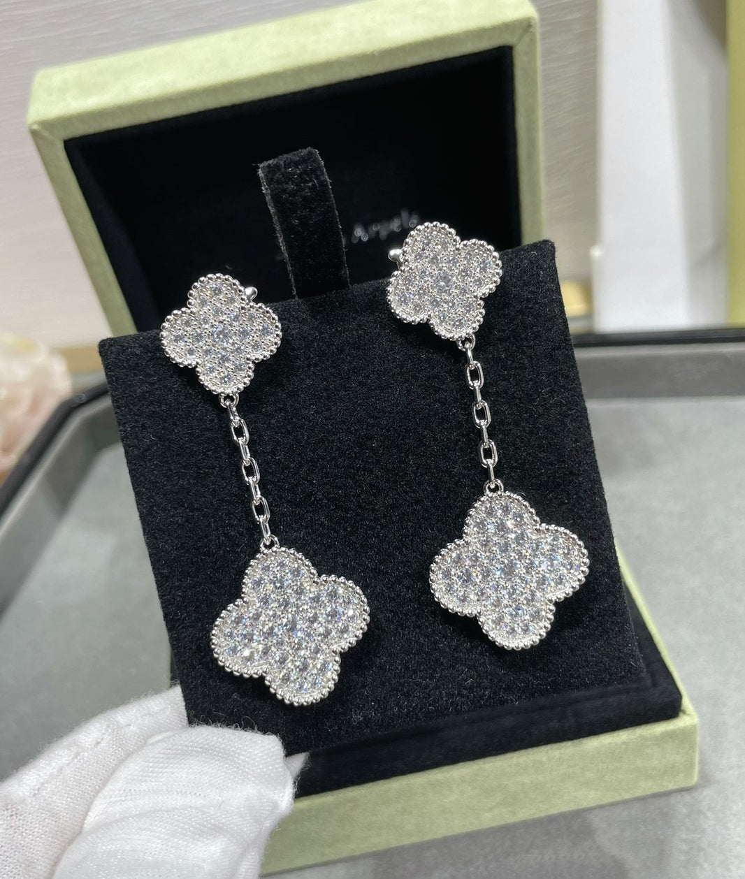 [Camiery]CLOVER 2 MOTIFS DIAMOND PAVED SILVER EARRINGS