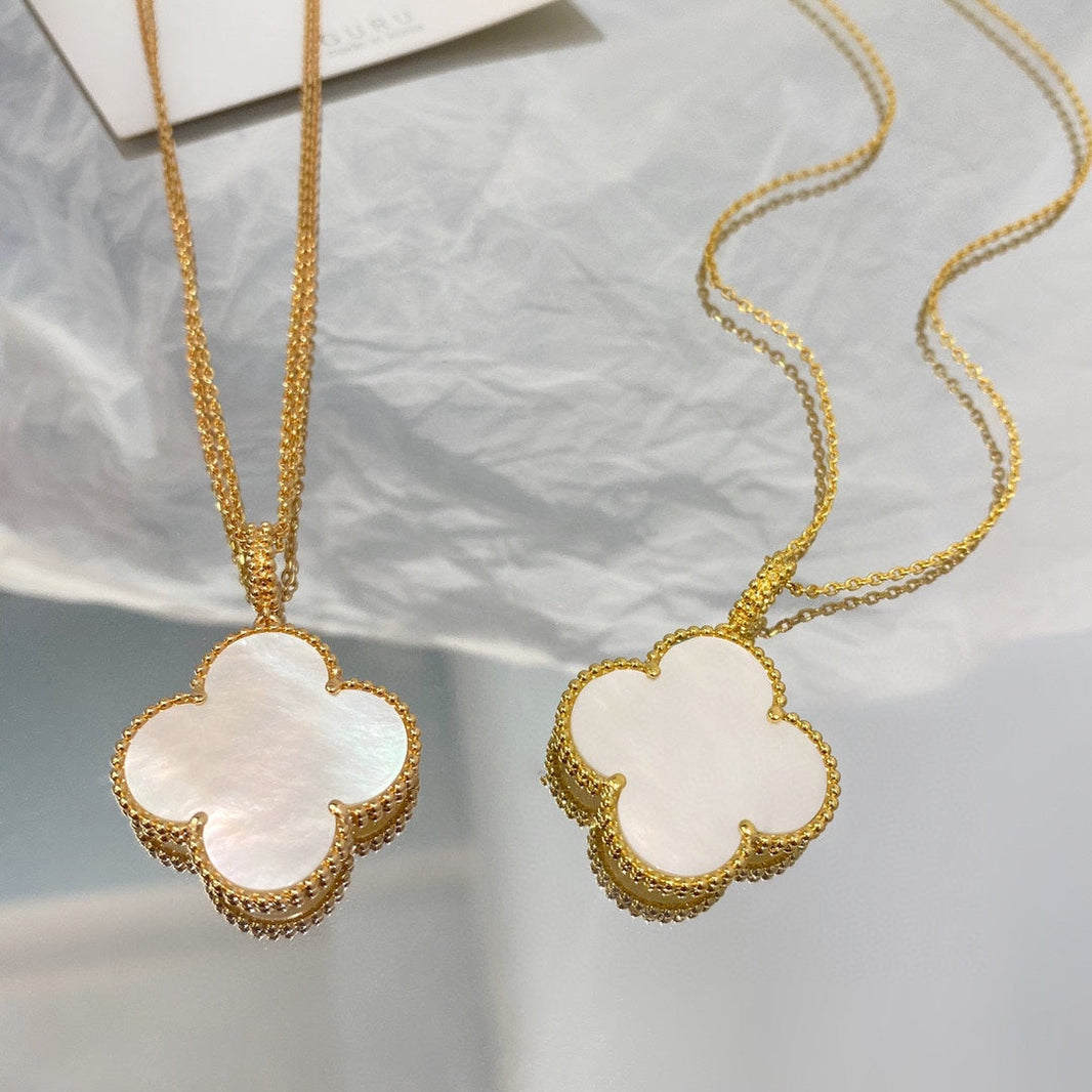 [Camiery]CLOVER 25MM MOP LARGE PENDANT NECKLACE