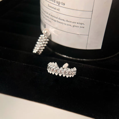 [Camiery] CLASH SMALL HOOP EARRINGS