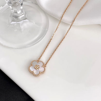 [Camiery]LUCKY  WHITE MOP  PLUM BLOSSOM NECKLACE