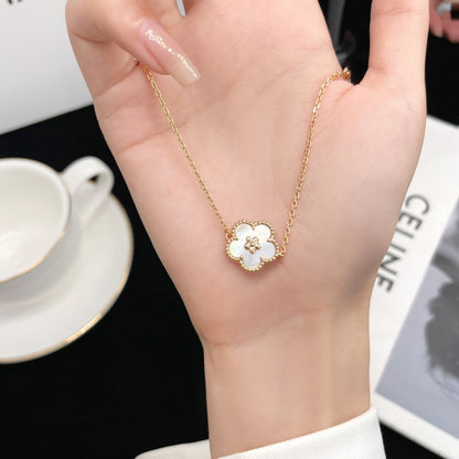 [Camiery]LUCKY WHITE MOP PLUM BLOSSOM  BRACELET