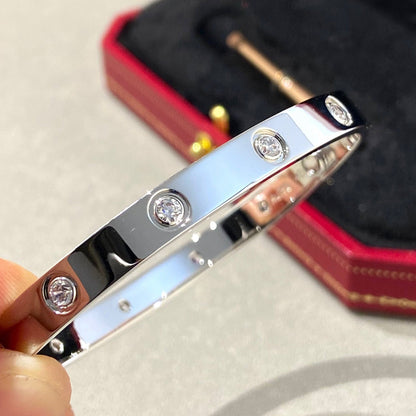 [Camiery] LOVE BRACELET 6.1MM 10 DIAMONDS