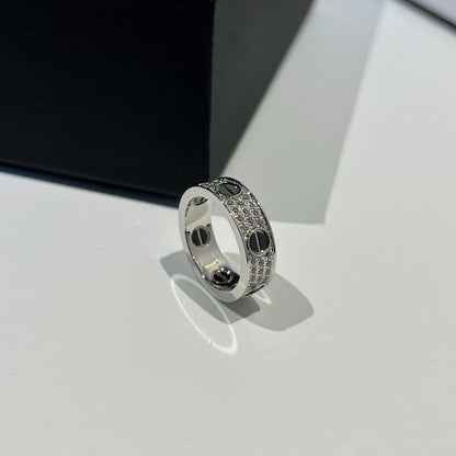 [Camiery] LOVE RING 5.5MM DIAMONDS PAVED CERAMIC