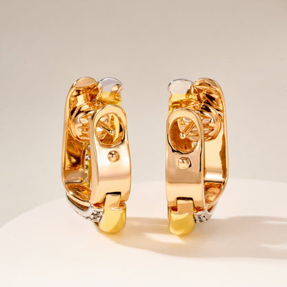 [Camiery] TRINITY HALF DIAMOND  CUSHION EARRINGS