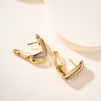 [Camiery] TRINITY HALF DIAMOND  CUSHION EARRINGS