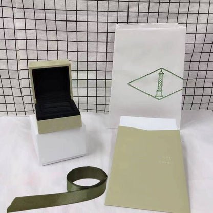 [Camiery] VA CLOVER BOX GIFT BAG