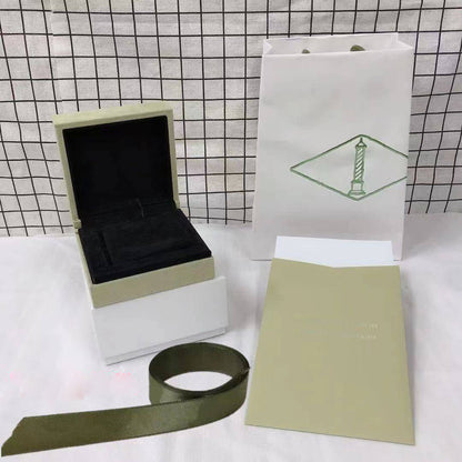 [Camiery] VA CLOVER BOX GIFT BAG