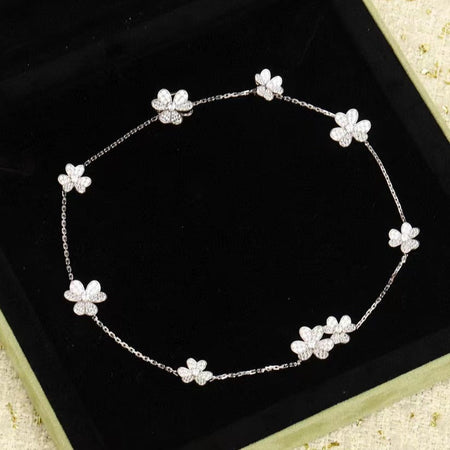 [Camiery]FRIVOLE SILVER 9 FLOWERS NECKLACE