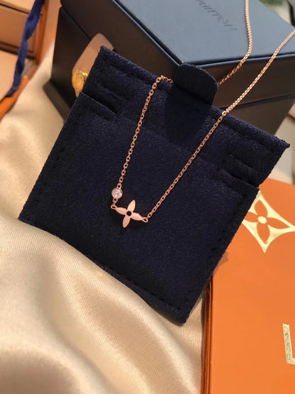 [Camiery]BLOSSOM PENDANT PINK GOLD AND DIAMOND