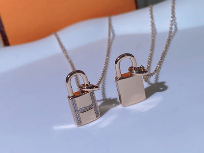 [Camiery]HM ADVANCED NICHE LOCK HEAD NECKLACE DIAMONDS