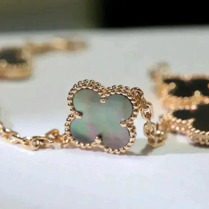 [Camiery] CLOVER 5 MOTIF GRAY MOP BRACELET COLLECTION