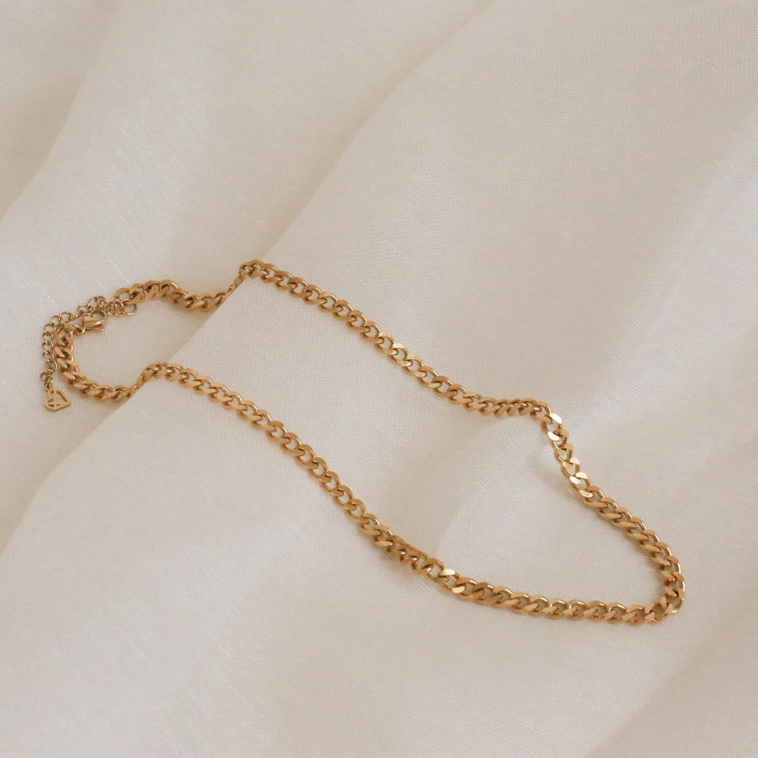 Essential Necklace Chains