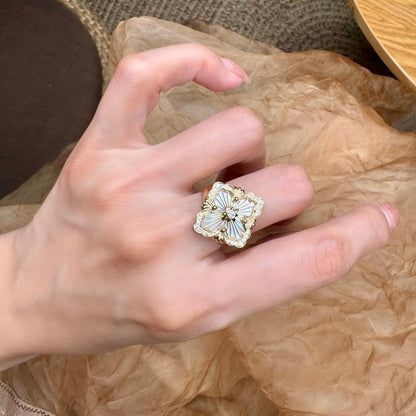 [Camiery JEWELRY] OPERA TULLE  RING WITH  ENAMEL BACKGROUND