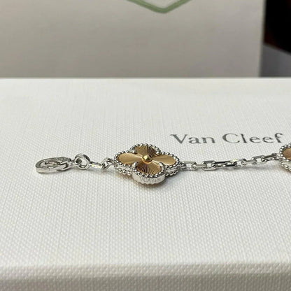 [Camiery] CLOVER 5 MOTIF LASER BRACELET COLLECTION