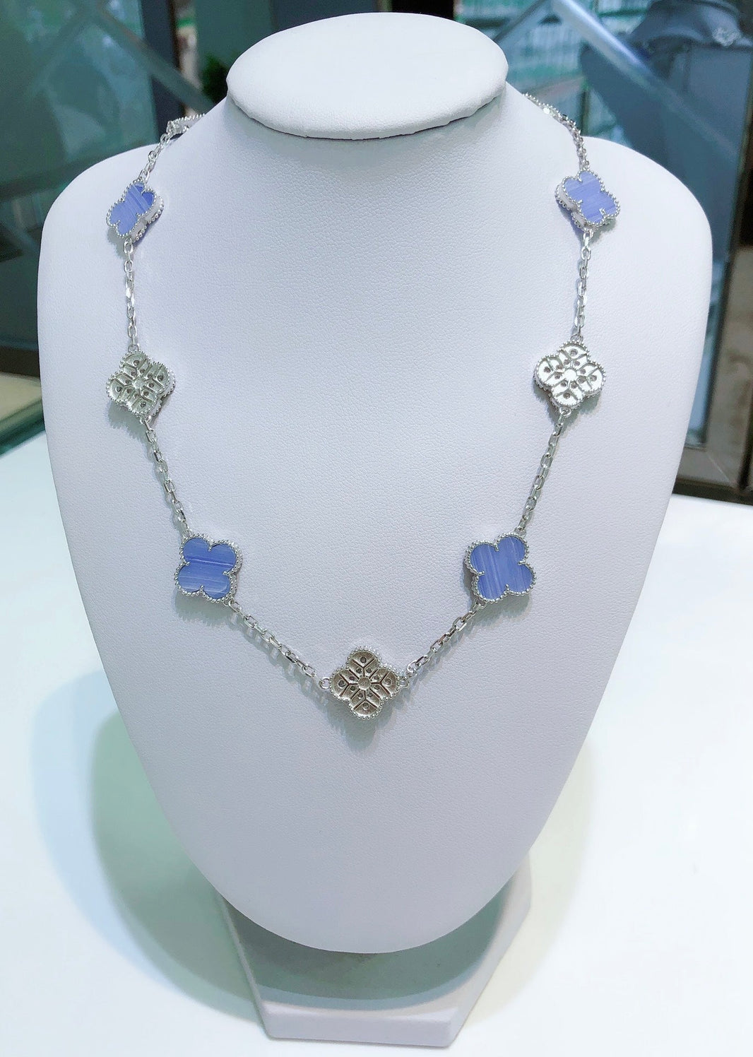 [Camiery]CLOVER 10 MOTIFS CHALCEDONY DIAMONDS SILVER NECKLACE